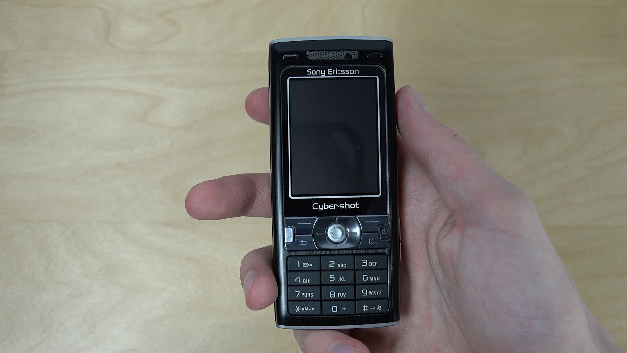 Sony Ericsson K800i — распаковка (4K)