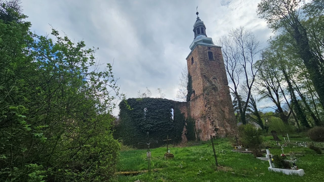 Ruina Kościoła z wieżą - Nowy Kościół