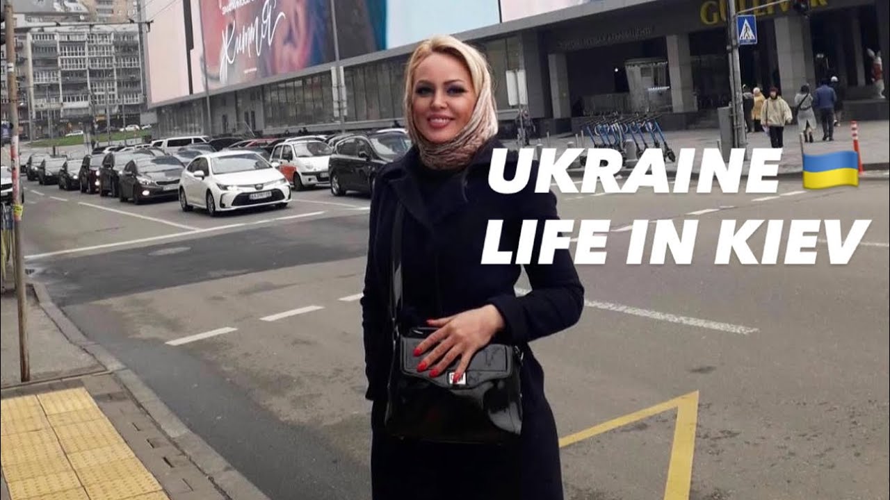Ukraine 🇺🇦Life in Kiev. January 18, 2026. The Streets of Kiev, Ukraine. Streets Scenes.