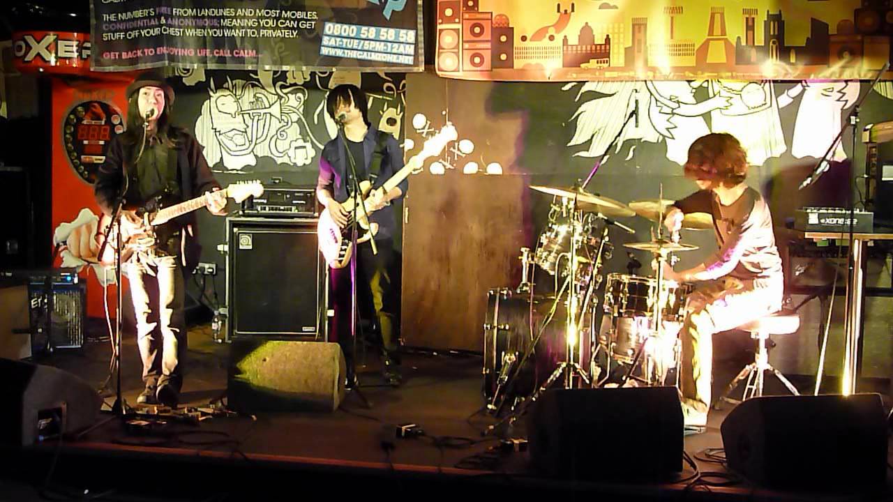People In The Box - Citizen - Bumper - Sound City Liverpool- 17th May 2012.MOV