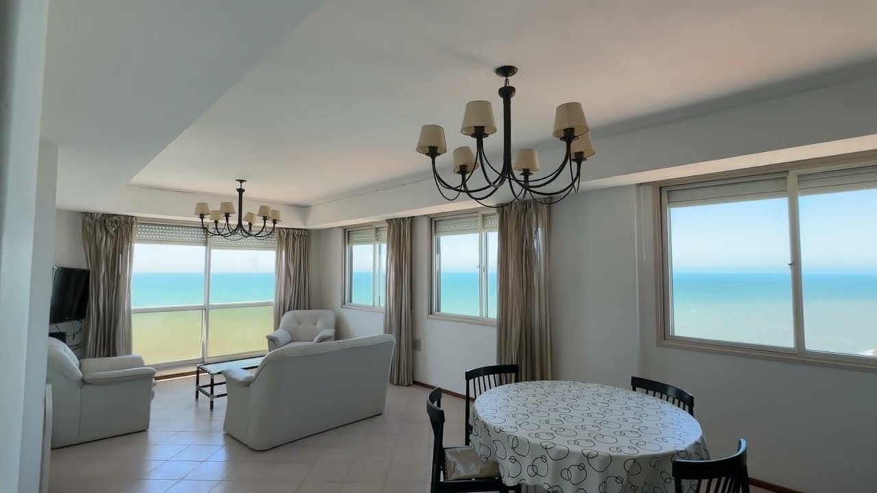 Reservado 🏢 4 ½ ambientes con cochera y vista panorámica al mar en 📍 Varese, Mar del Plata