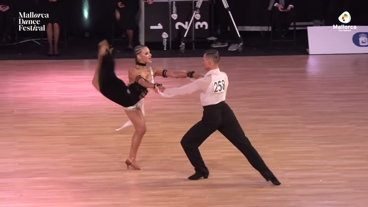 Gorodilov - Figurenko, EST | Final PD | 2022 WDSF European Latin Calvià, ESP