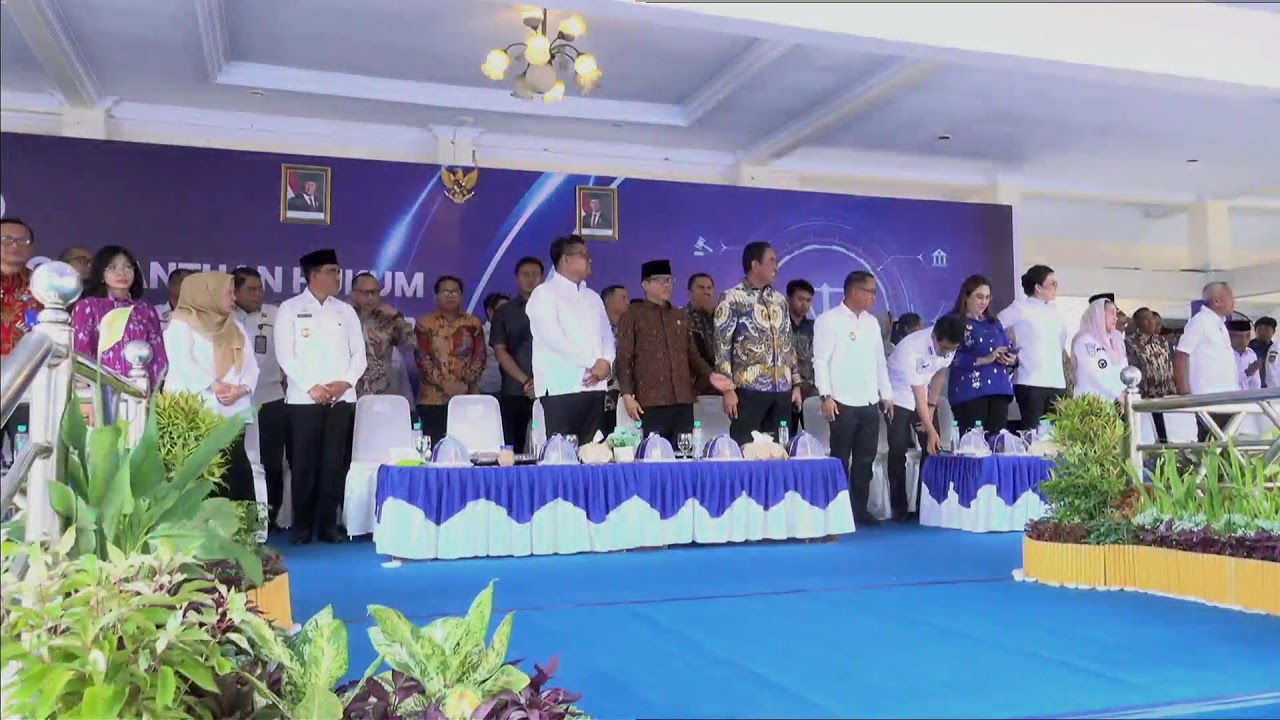 Peresmian pos bantuan hukum desa / kelurahan dan pembukaan pelatihan paralegal di Pemprov Sulteng