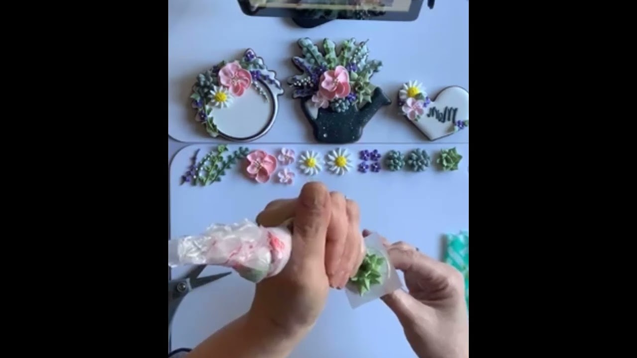 Royal Icing Flowers