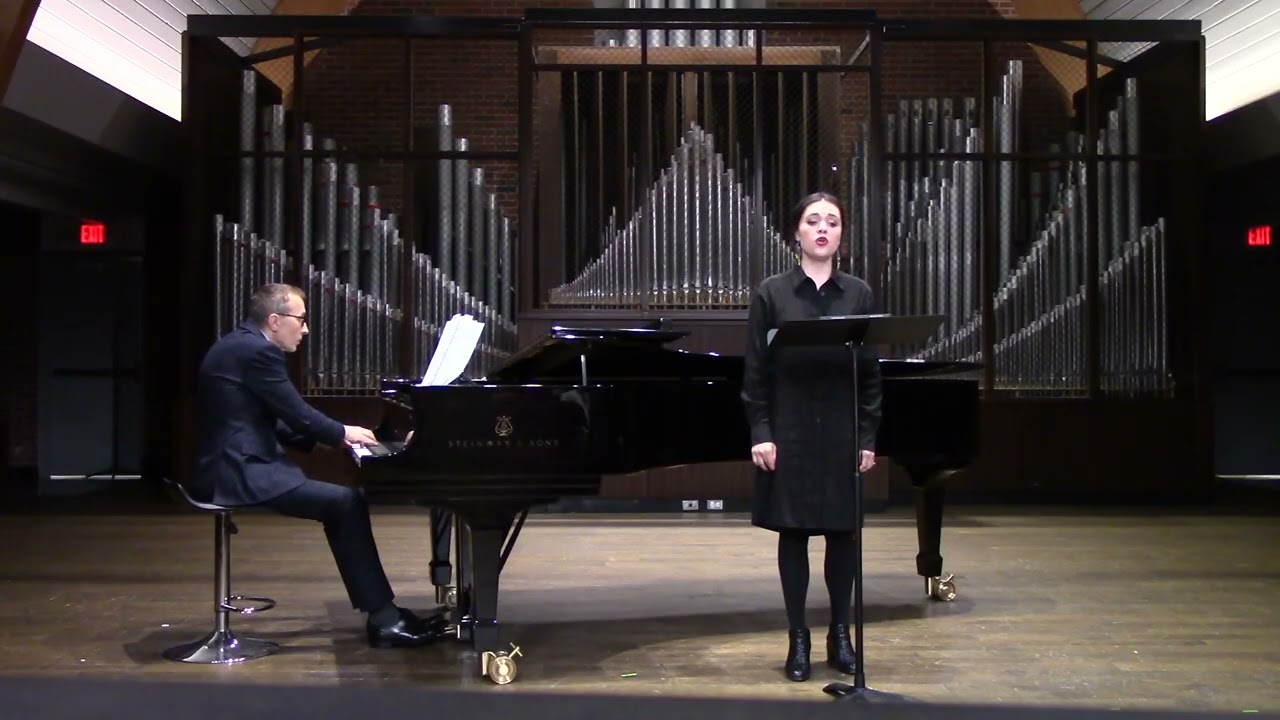Kelly Guerra, mezzo Cuatro Canciones Andinas by Gabriela Lena Frank