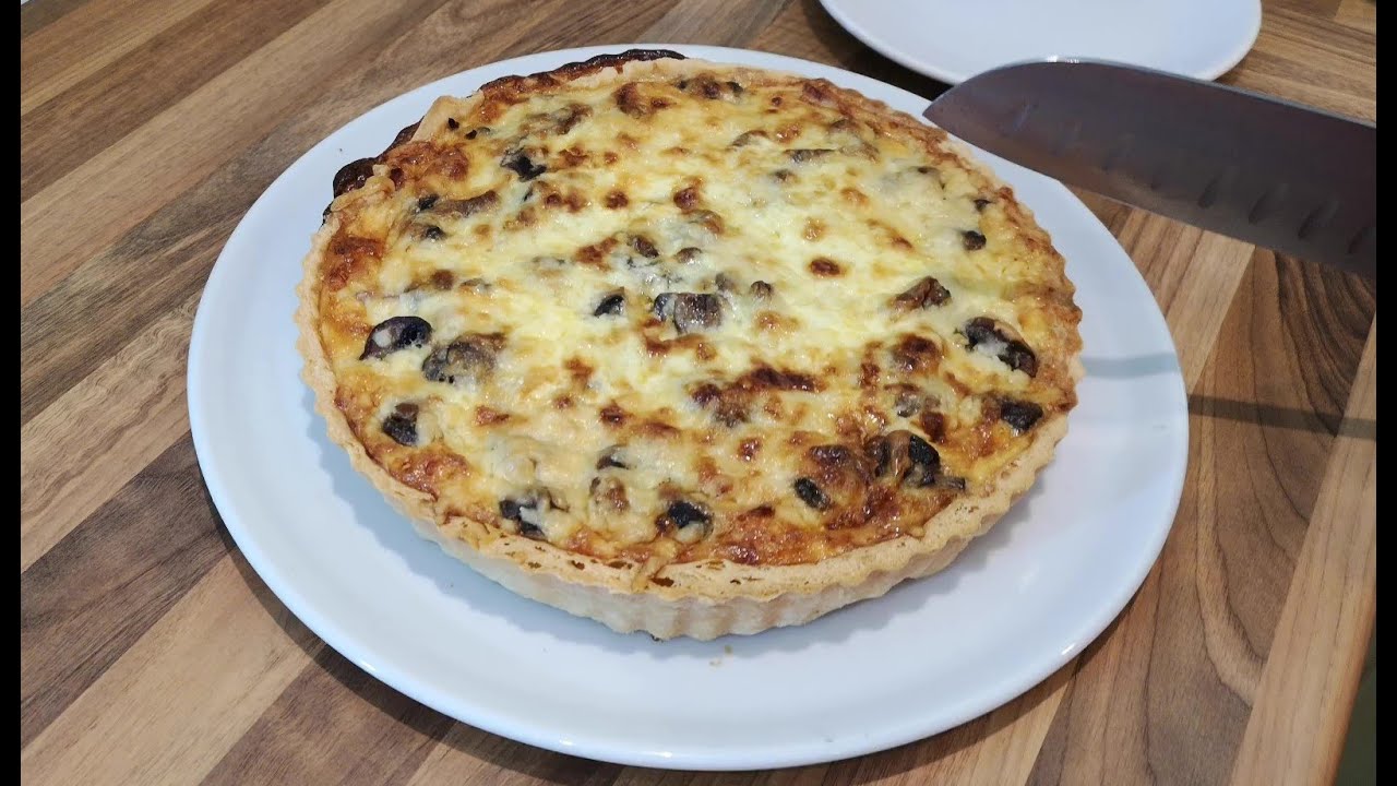 Sumptuous Quiche Lorraine, Easy Step by Step Guide
