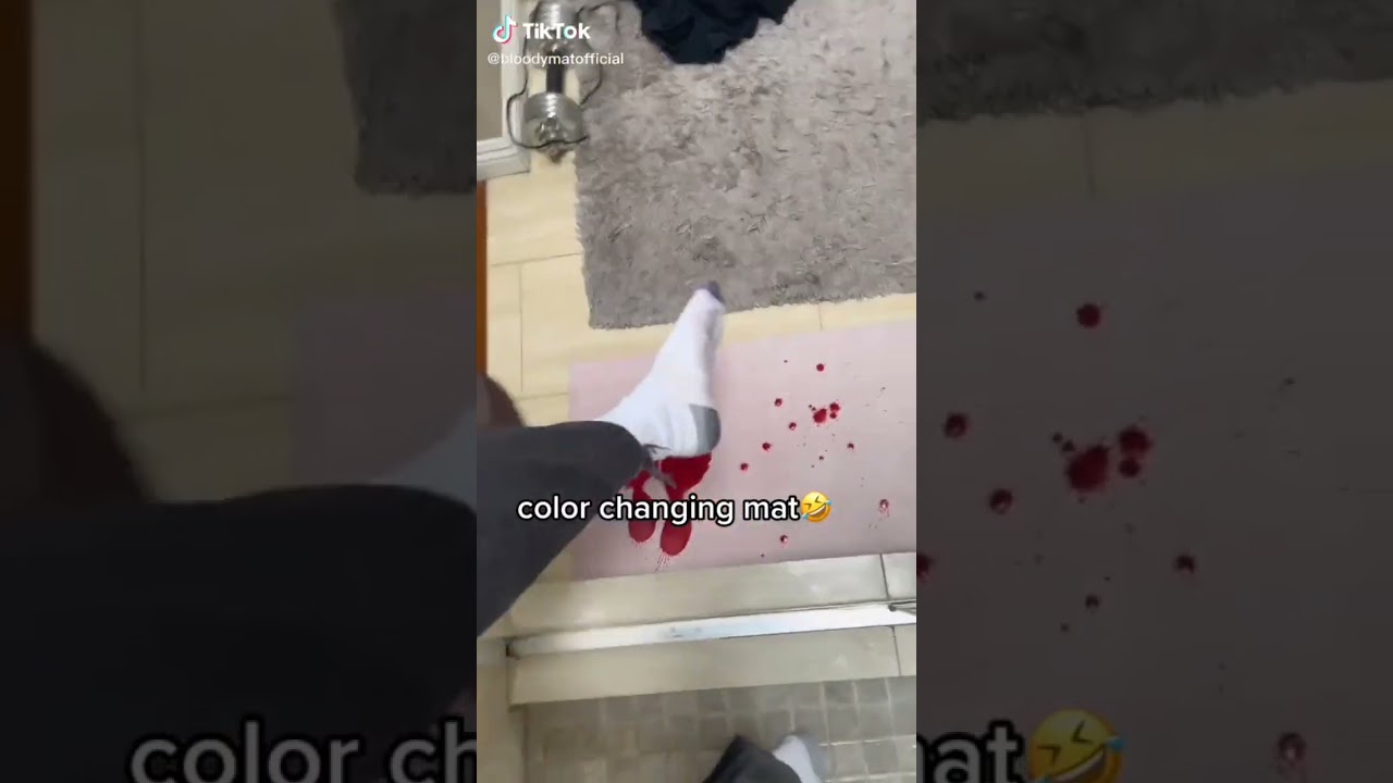 #thebloodybathmat#thebloodsplatmat #halloween #horrortok #haloweendecorations