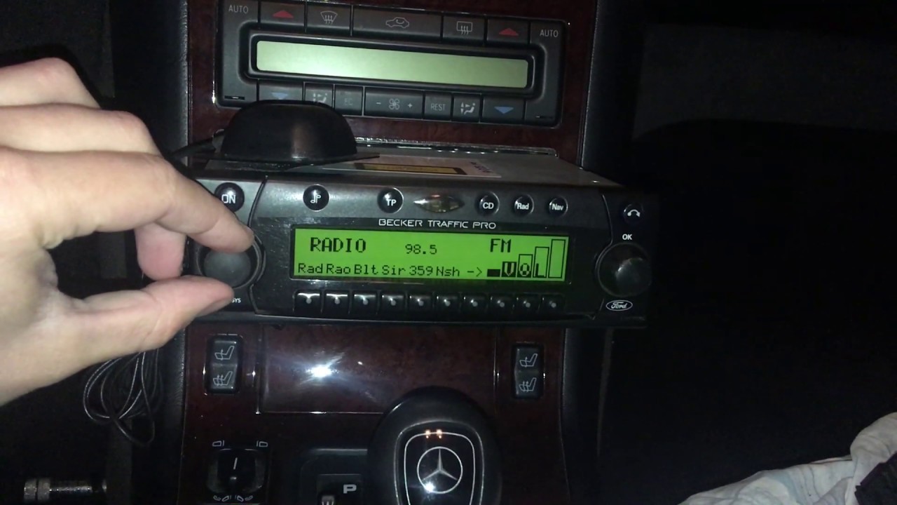 BECKER  TRAFFIC PRO (BE4730)