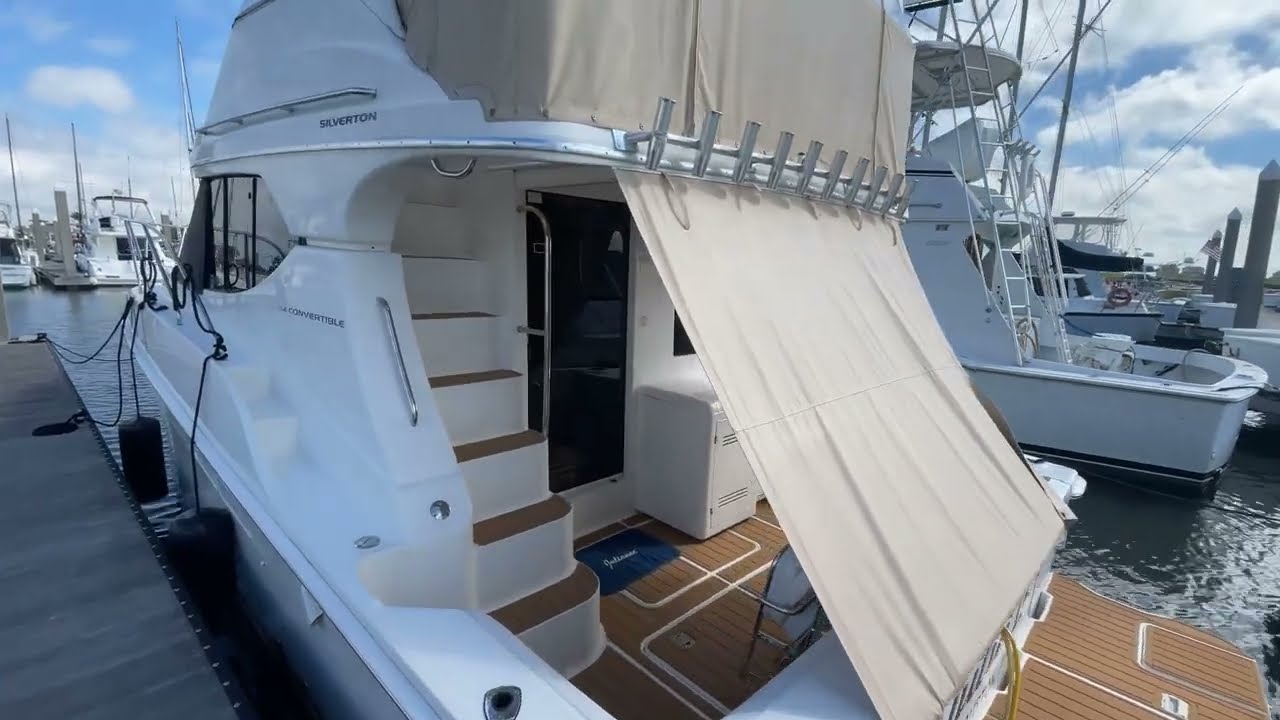 2005 34 Silverton 