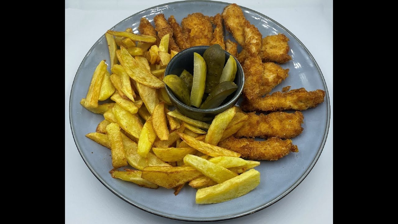 Nuggetsy z frytkami - dziecinnie prosty przepis na obiad