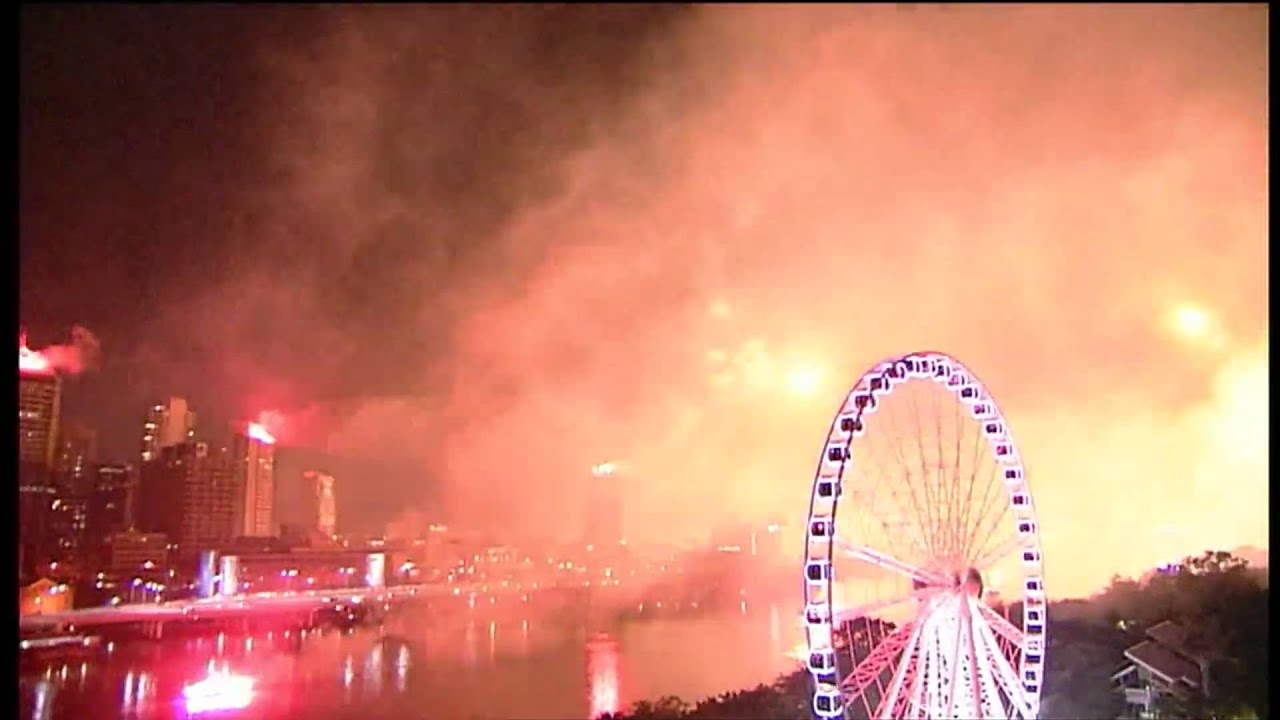 Brisbane Riverfire 2009 F-111 Close Up