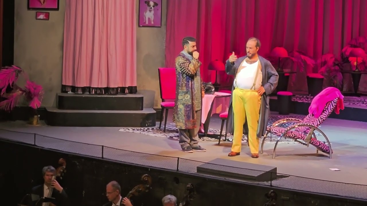 Erwin Schrott und Davide Luciano in Don Pasquale