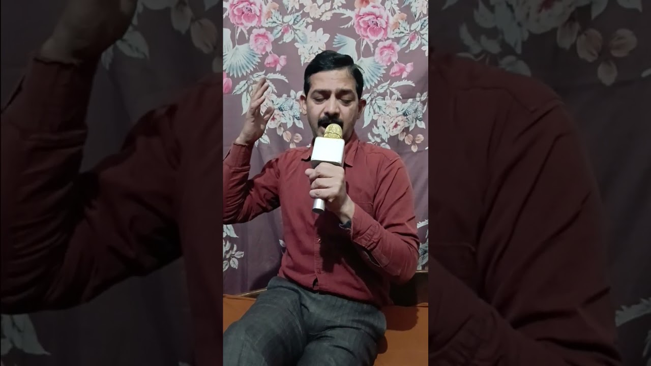 किसी की मुस्कराहटो पे हो निसार किसी का दर्द मिल सके तो ले उधार.....🎤🎤🎵🎵