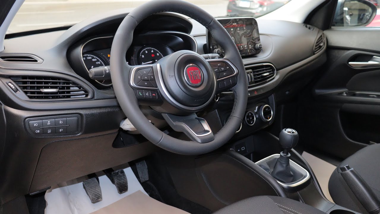 Fiat Tipo 2025 Full Option Manual, Blue Oceano Interior обзор