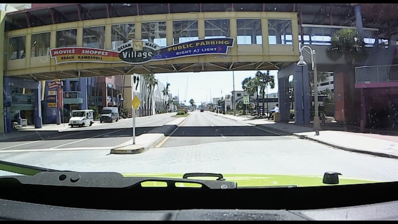 Driving Down A1A / Daytona Beach, FL