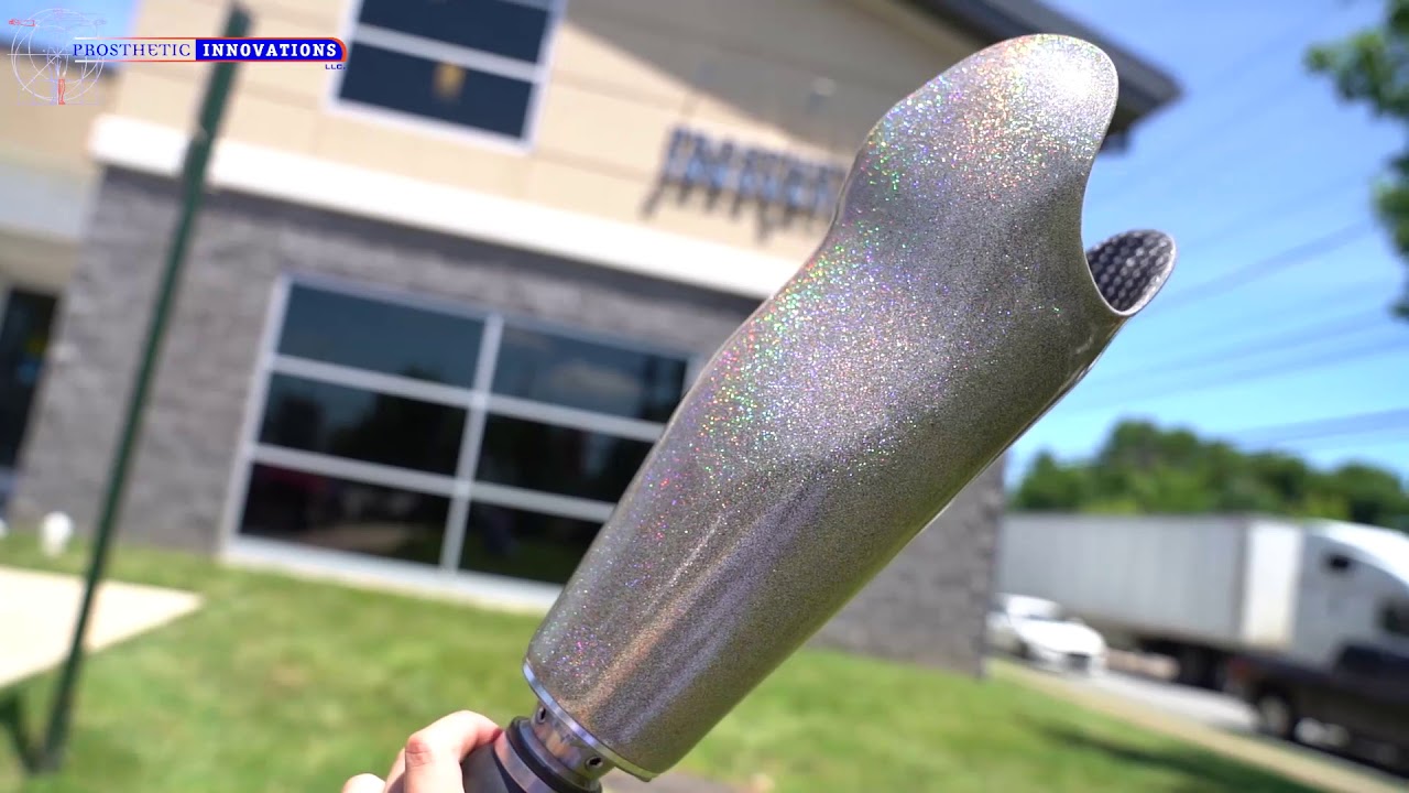 Glitter Leg | Elise Dickie | Everyday Prosthesis