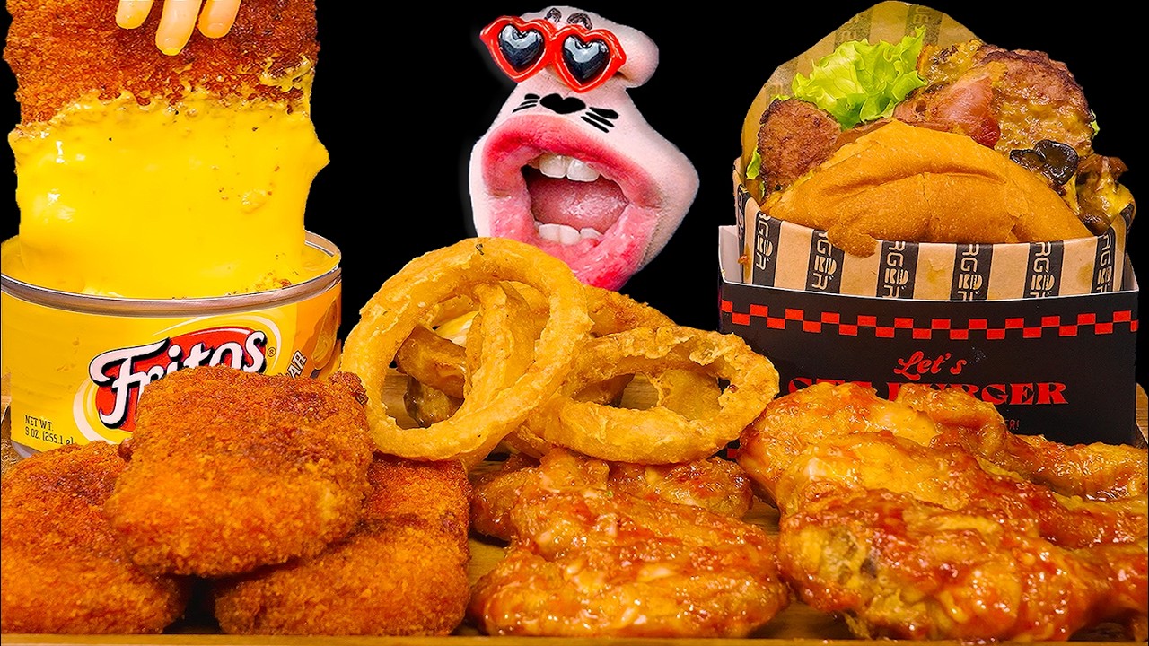 ASMR: Очень сырные палочки моцарелла и сочный бургер (звуки еды) Мукбанг