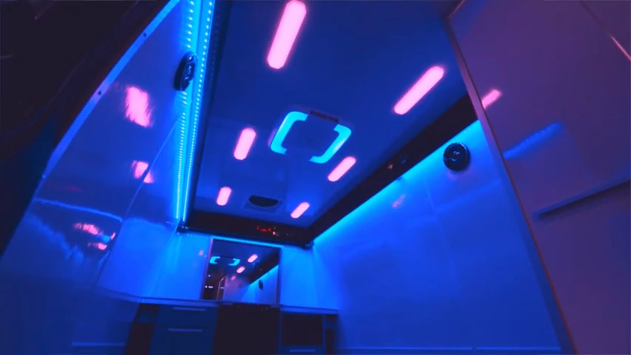 Mobile barbershop