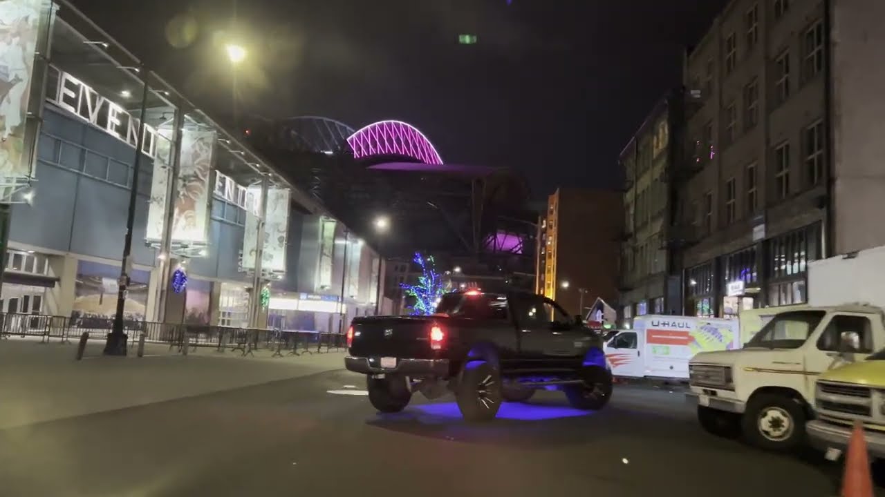 Night Drive to Seattle 4K 60fps