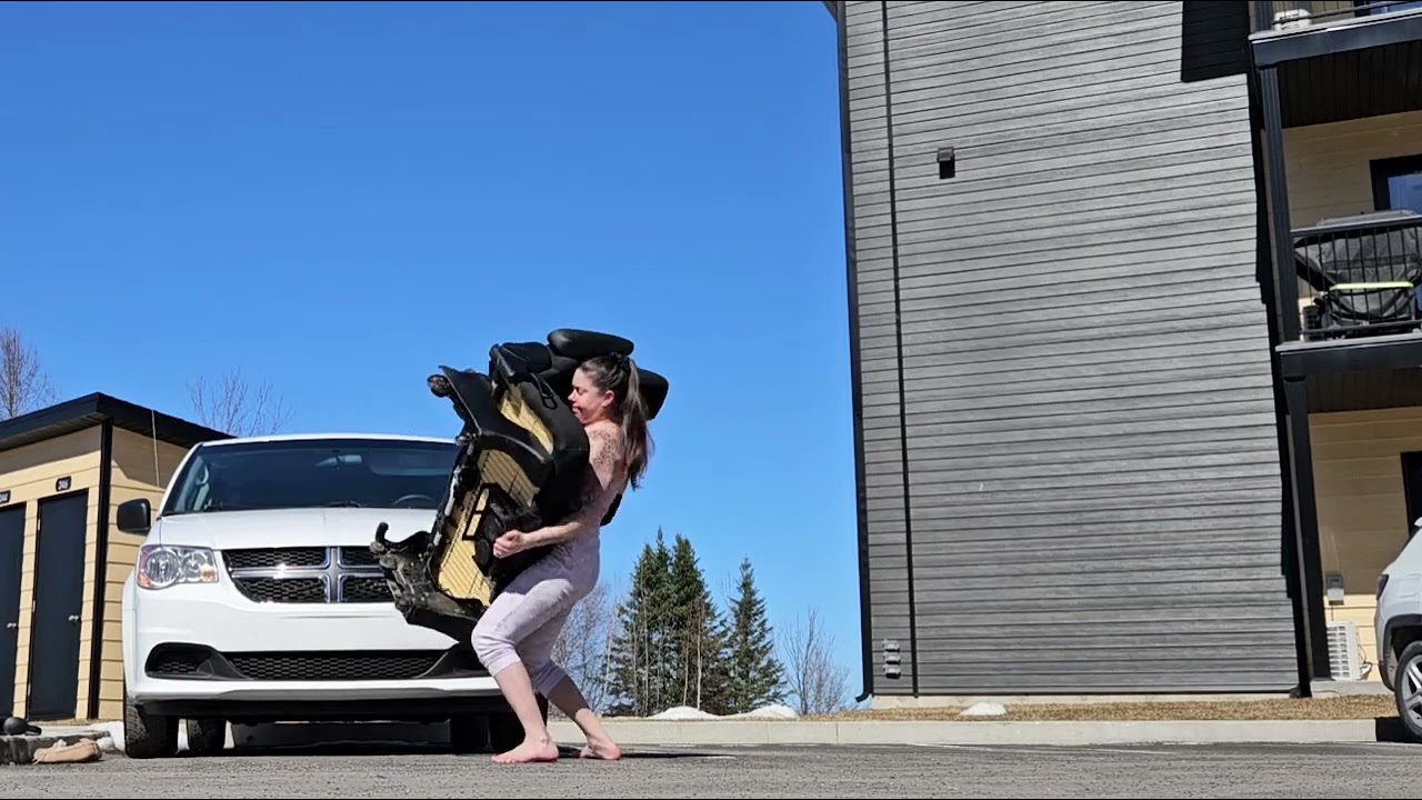 Dodge Grand Caravan 2nd row seats Carry 💪