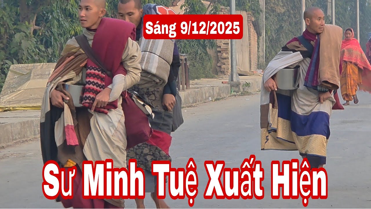 Sư Minh Tuệ xuất hiện sáng 9/12 đi khất thực và bất ngờ rất đông sư Nhỏ