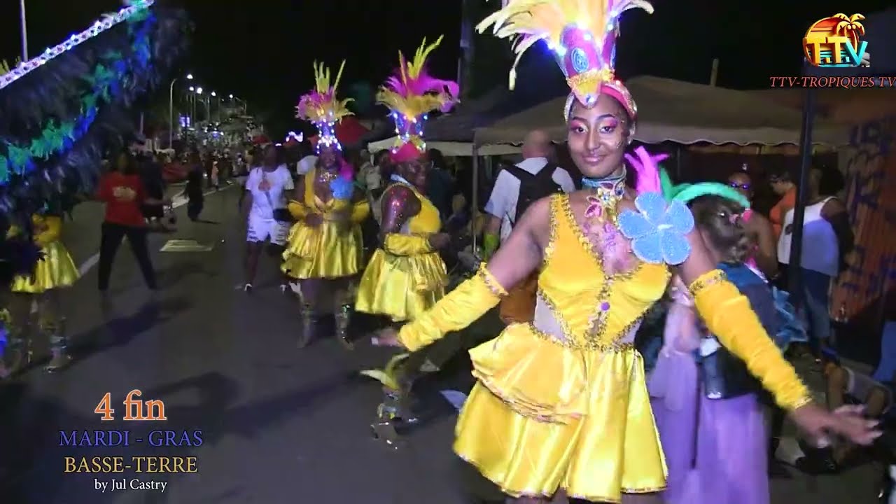 La grande parade du mardi gras à Basse-Terre Guadeloupe 4sur4...