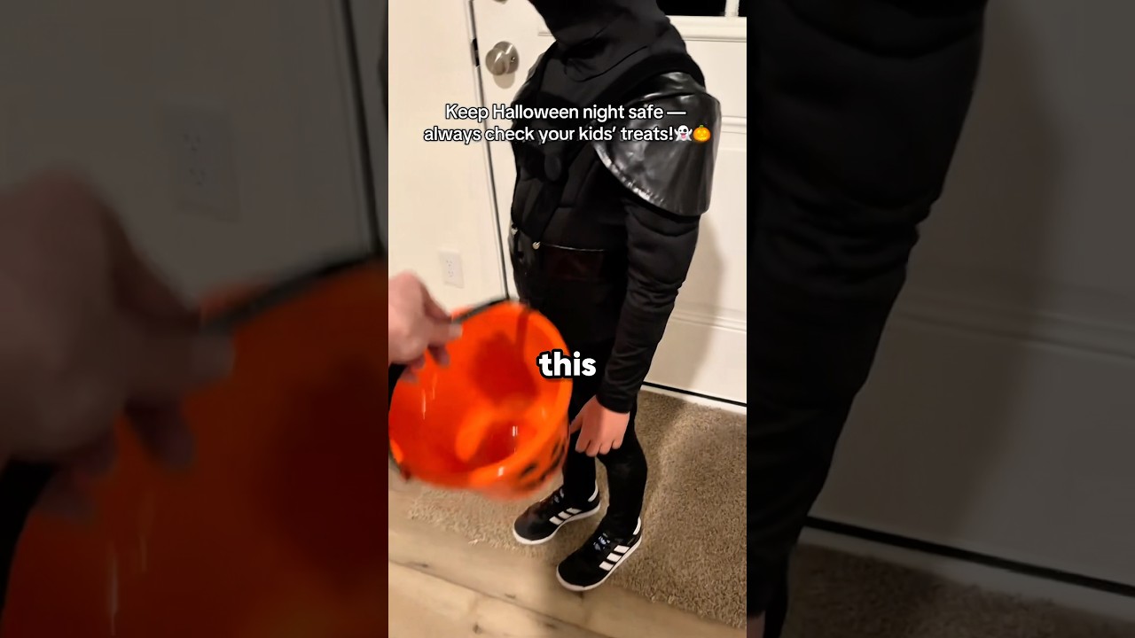 What This Mom Found Inside Halloween Candy #shorts #ronaldo
