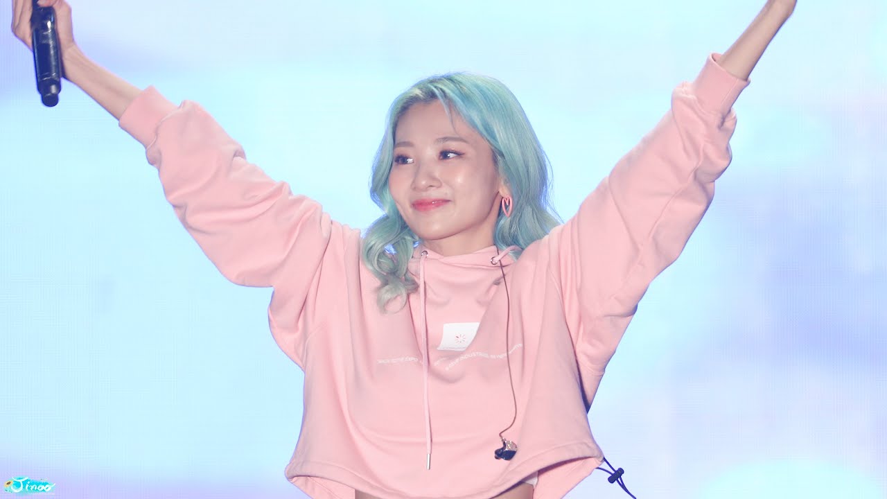 [4K] 190919 볼빨간사춘기 'You(=I)' 직캠 BOL4 fancam (우석대  WSU대동제) by Jinoo