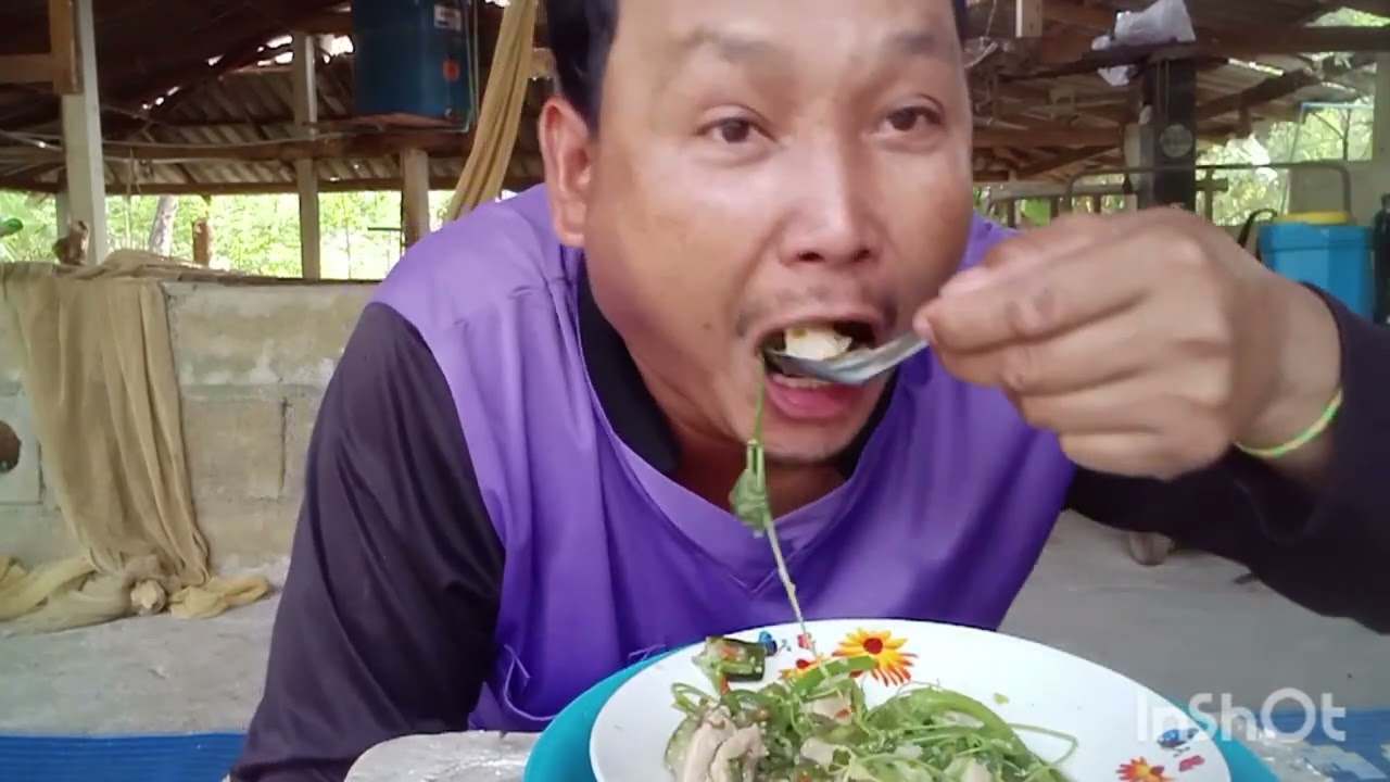 มากินแกงเนื้อหมูแซ่บๆ