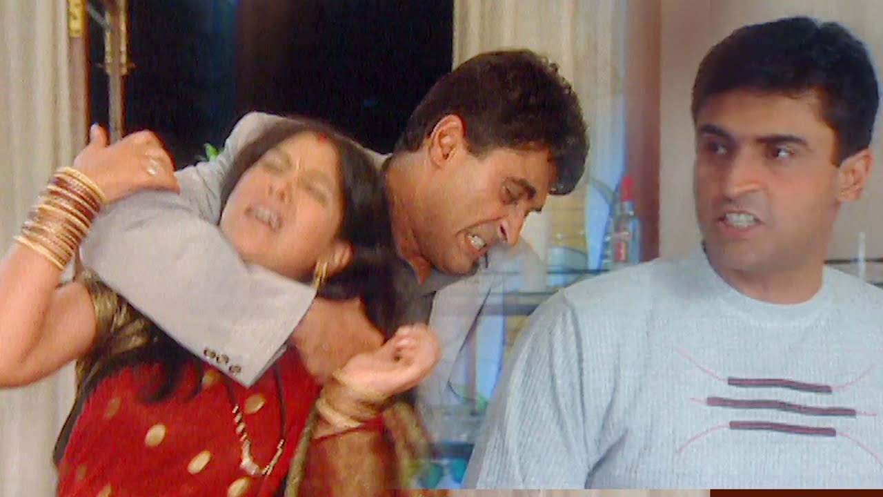 आखिर क्या वजह थी जो विक्रम ने गायत्री को मारा। Devi New Episode