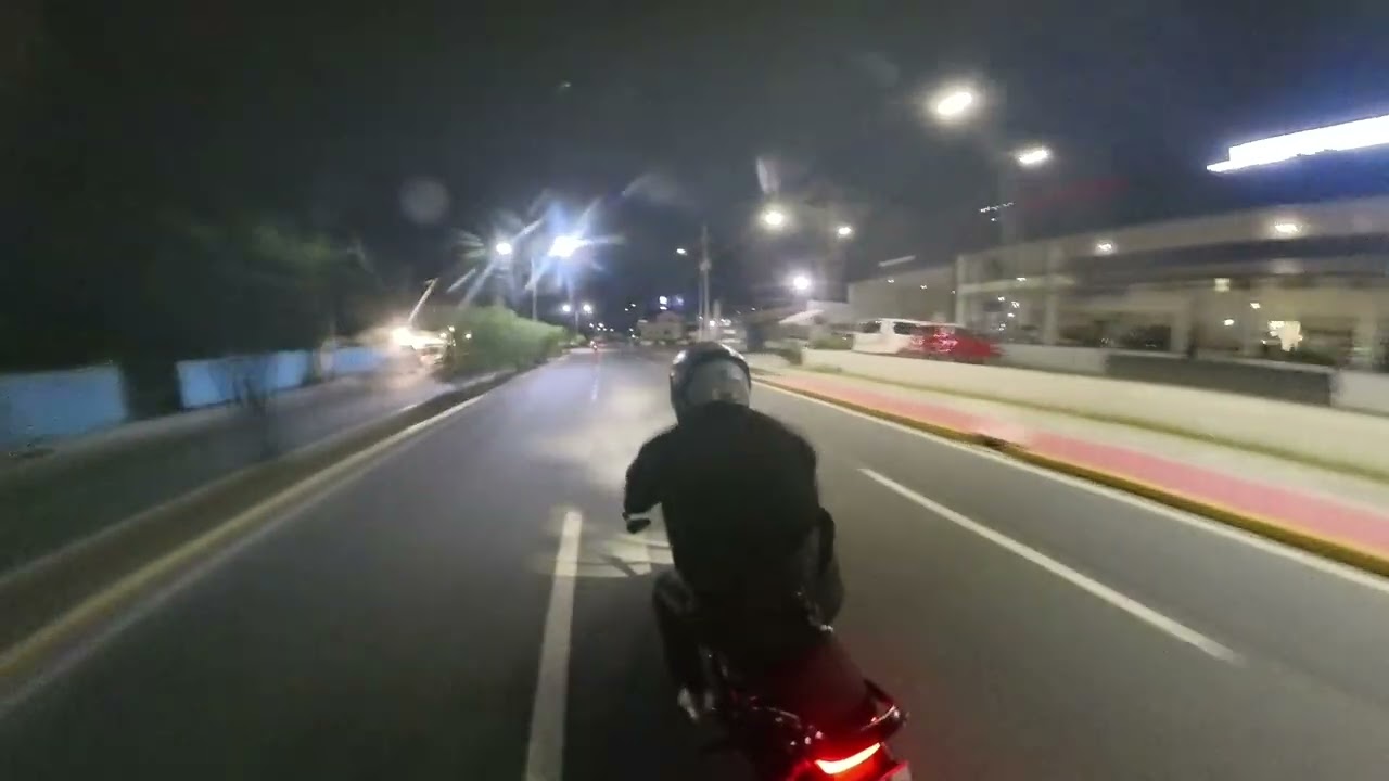 Husqvarna Vitpilen 401 & Triumph Daytona 660 | Kulitan Nights part 2