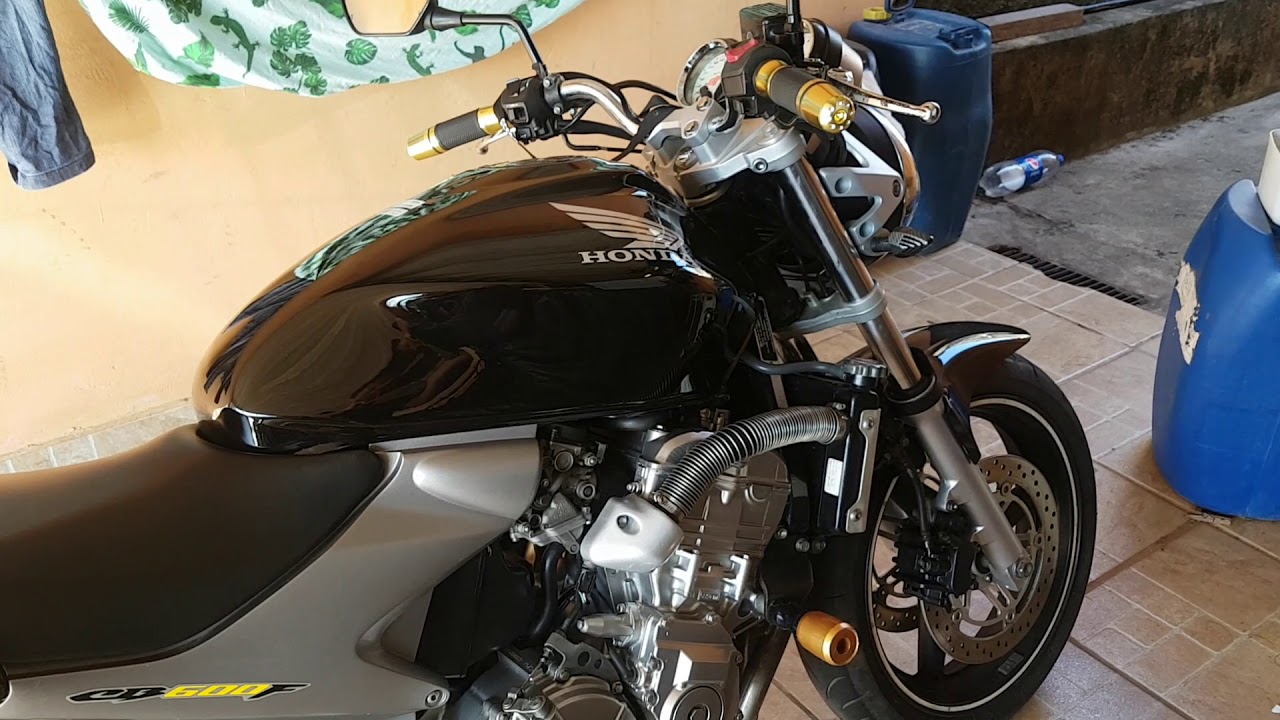 Hornet carburada 2006 top.