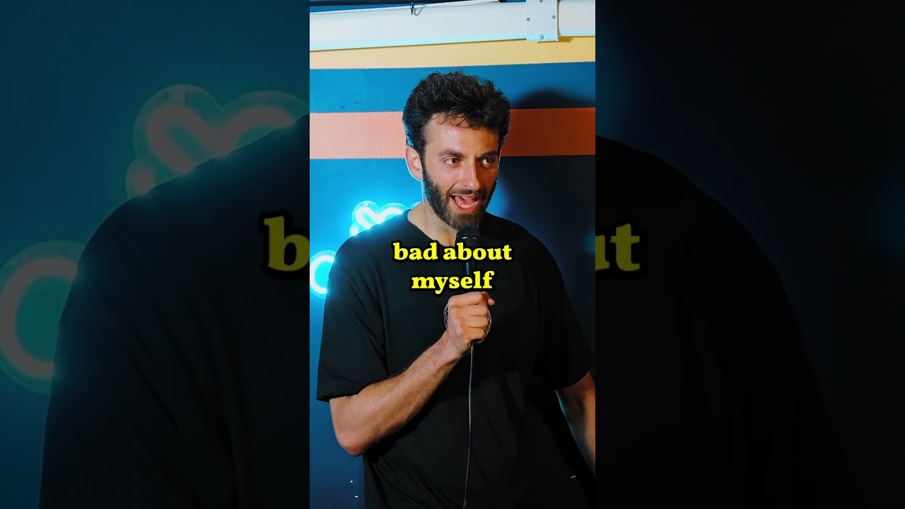 Crowd work isn&rsquo;t supposed to make me insecure 🤪❤️🤣 | Gianmarco Soresi | Stand Up Comedy #dating