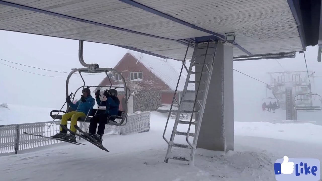 La inaltime prin ceata, telescaun Predeal Clăbucet/Up in the fog,chairlift Predeal, Clăbucet,România