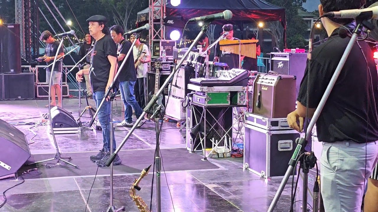 ทำซาวด์ ก่อนเล่นจริง พงษ์เทพ กระโดนชำนาญ Pazan music fastival ที่ เขาใหญ่