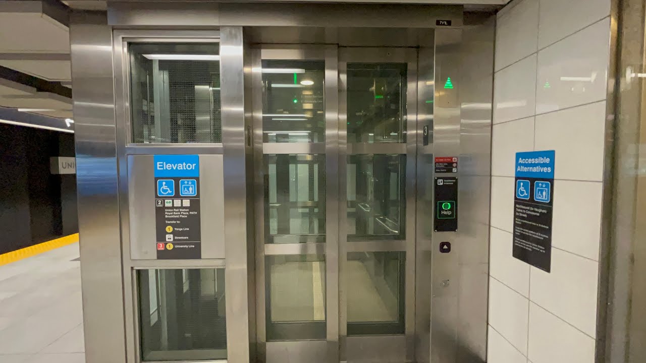 Fujitec Elevators at TTC Union Subway Station - Great Hydraulic Motors! 1/30/2023