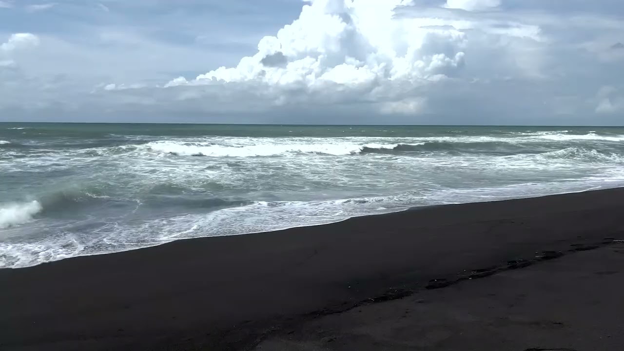 This Ocean Sound Makes Your Mind Go Quiet