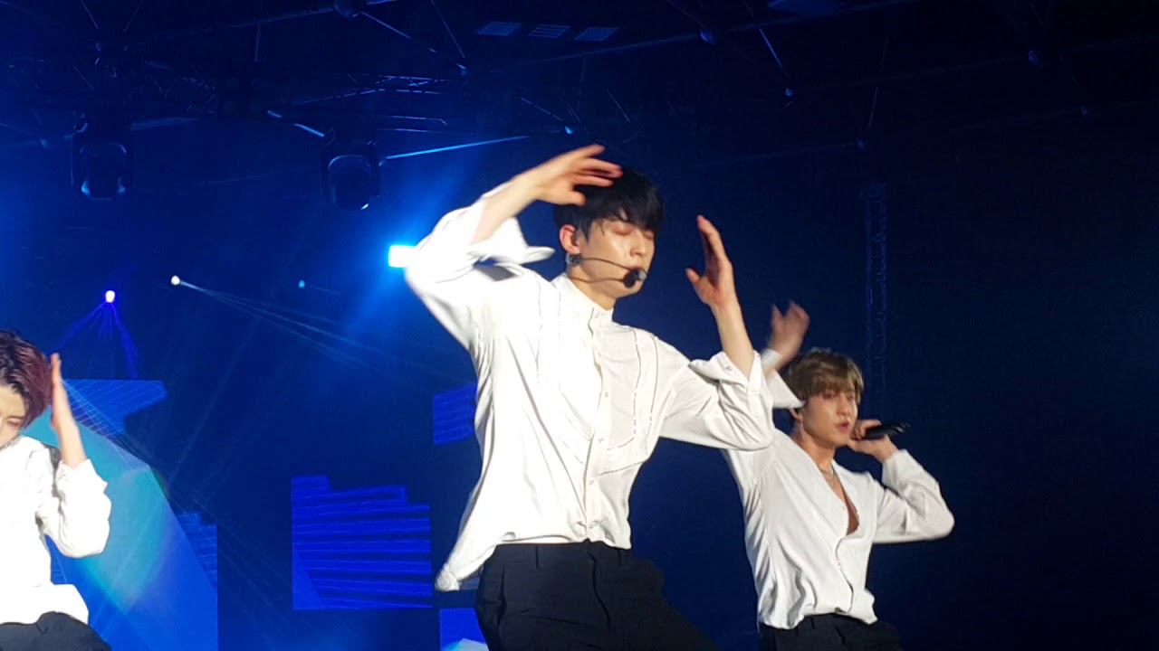 (FANCAM) 27042019 (DREAM NIGHT ) ASTRO The 2nd ASTROAD to Bangkok [STARLIGHT])