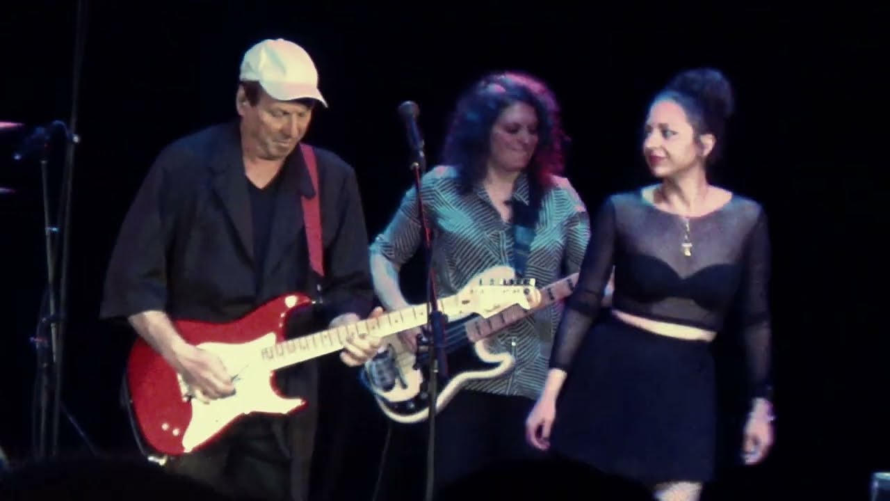 Jerry Harrison Adrian Belew LIVE Drugs in Ohio 2023 - Talking Heads cover