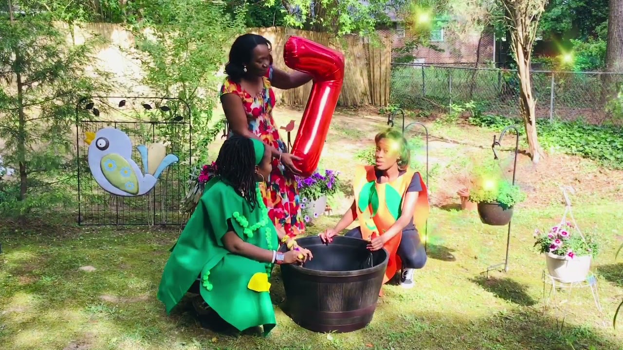 Learning Videos with Ms. Jacque and Friends/The letter C & the number 7/Lesson 13/Ms. Gussie&rsquo;s Place