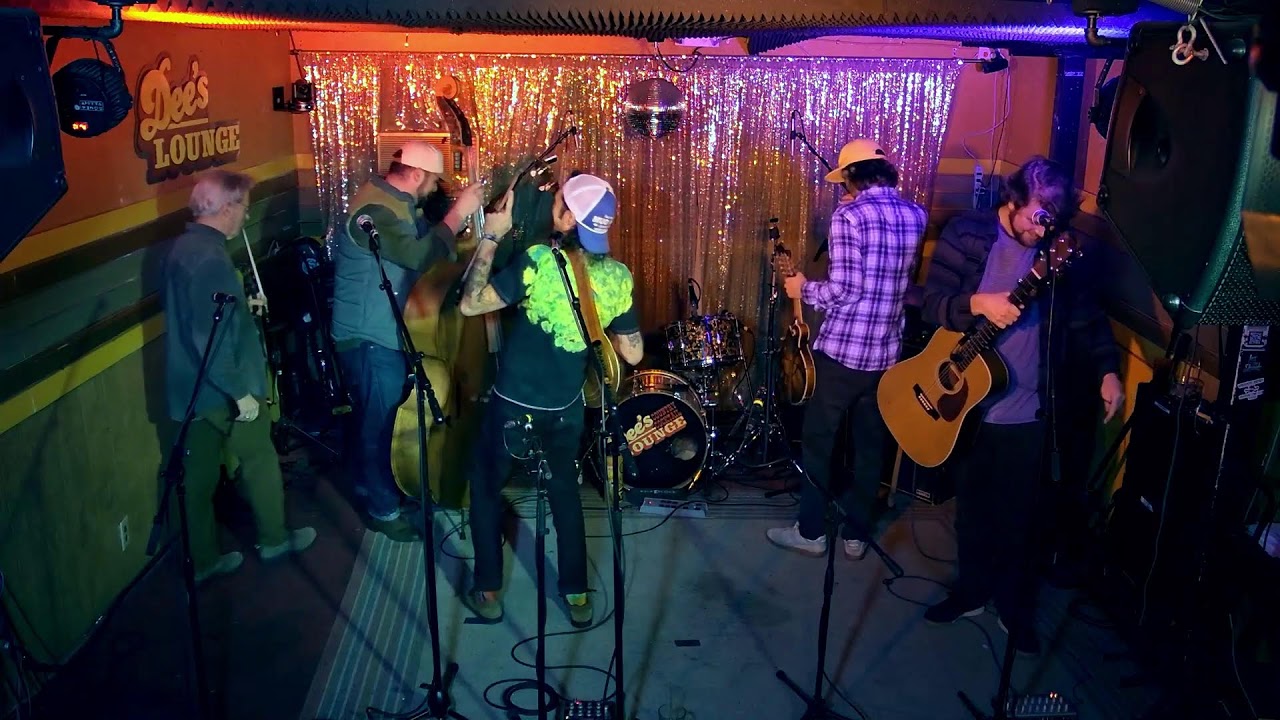 Bluegrass Monday w/ Kyle Tuttle