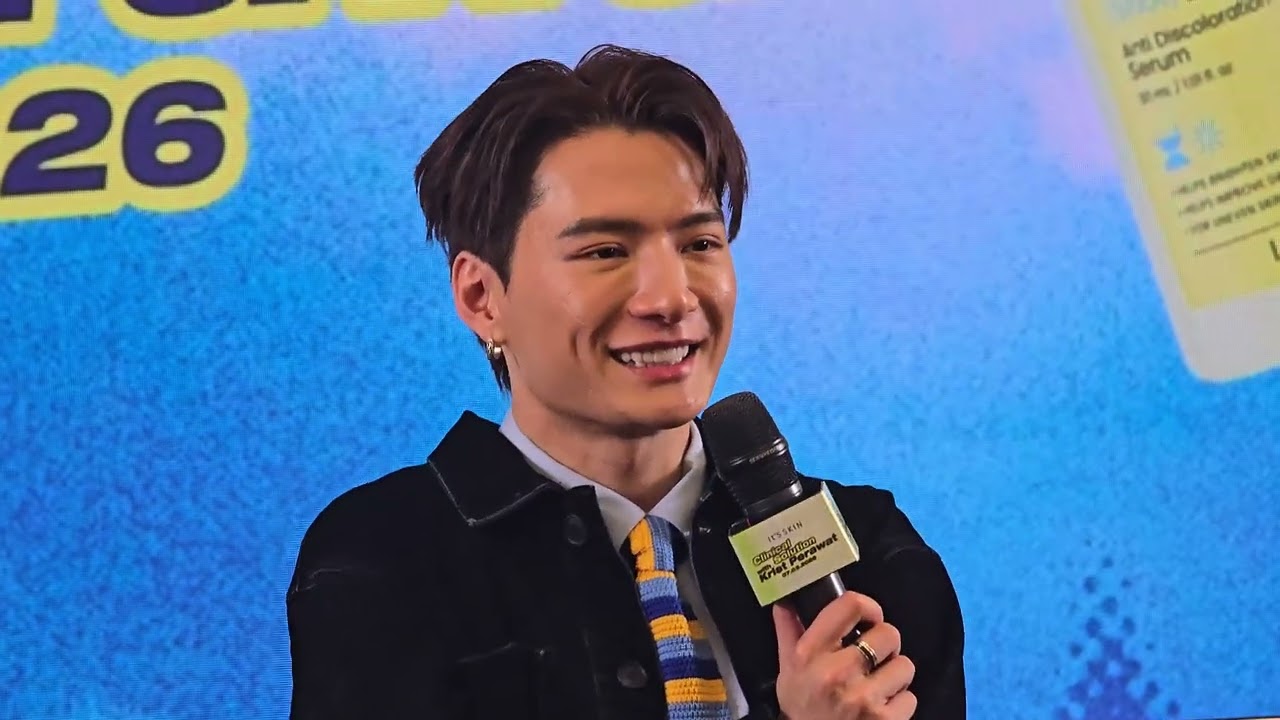 Крист и его команда собрались для обсуждения после мероприятия @ #ITSSKINxKristClinicalSolution