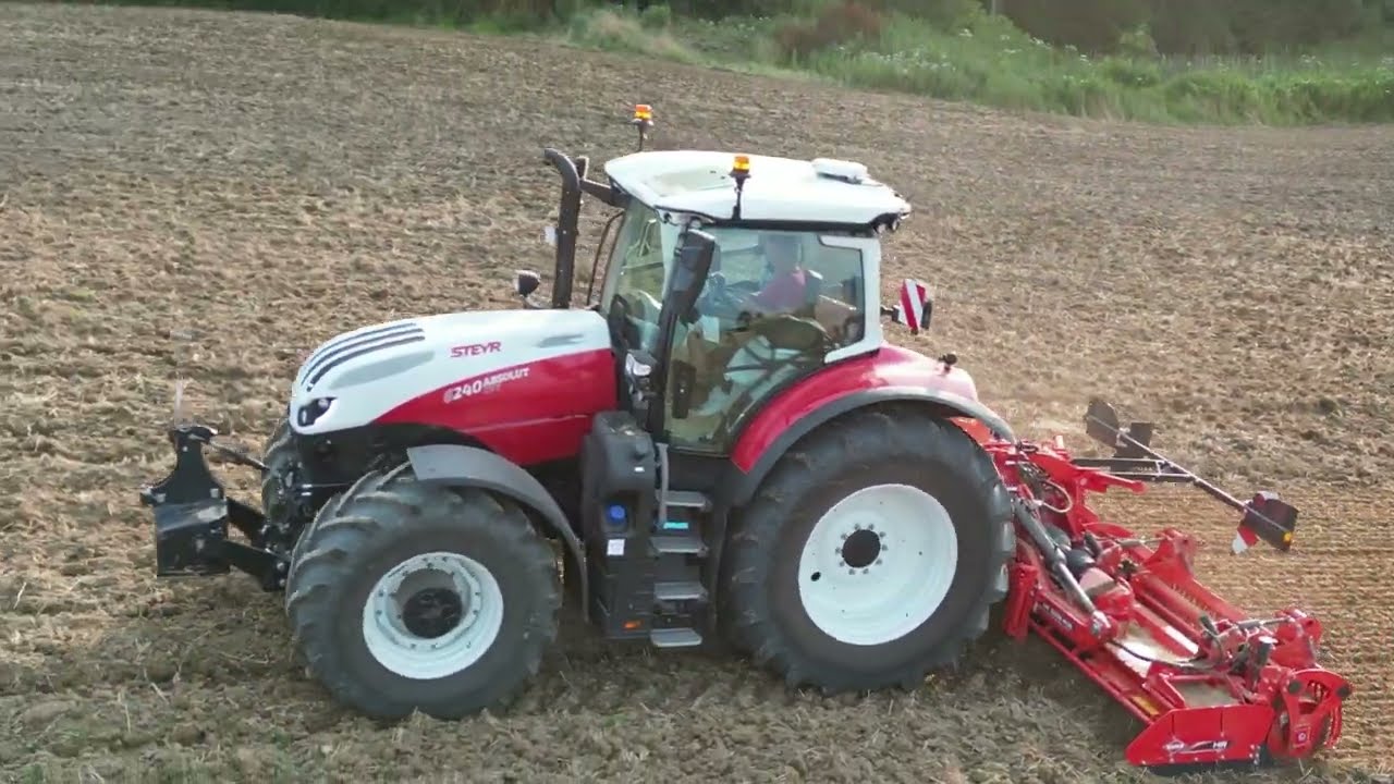 Herse rotative  Kuhn 5M & Steyr Absolut CVT