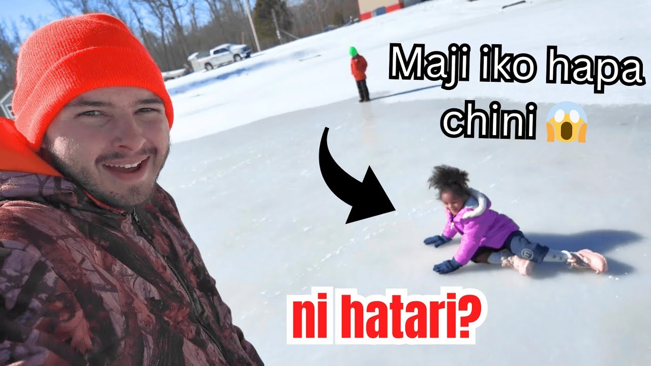 Watoto walicheza football juu ya ice 😬 (maji) - Playing on the Pond