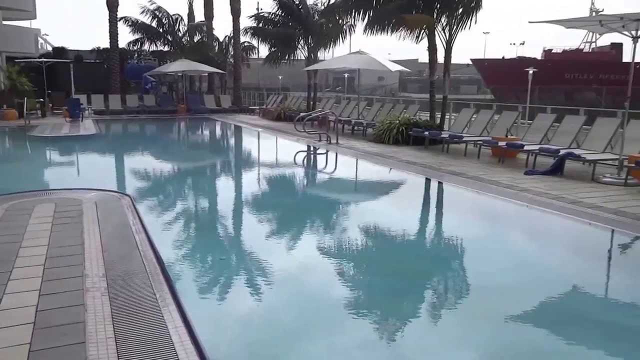 Hilton Bayfront Hotel Pool, San Diego