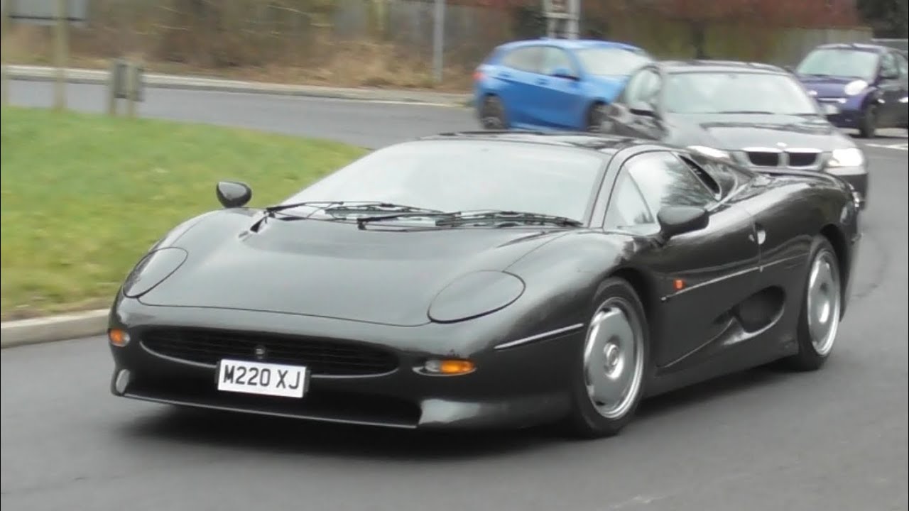 Cold February weekend in Alderley edge (XJ220, AMG GTR Pro, Aventador, X2 SF90, R8 passenger Ride..)