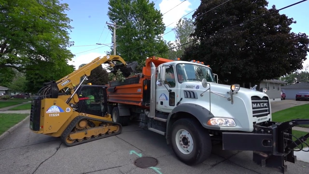 Curbside Collection of Tree Debris: Monday, August 5 Update