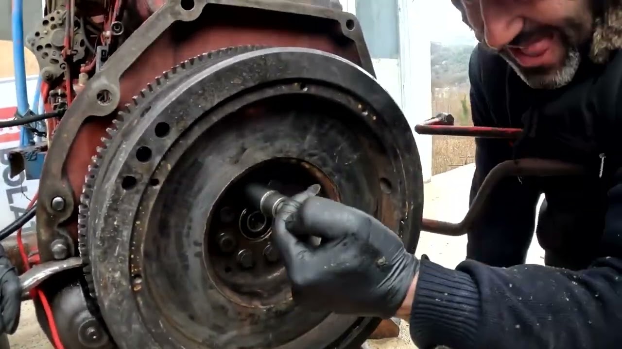 Traktör Debriyaj Balatası Değişimi Nasıl Yapılır