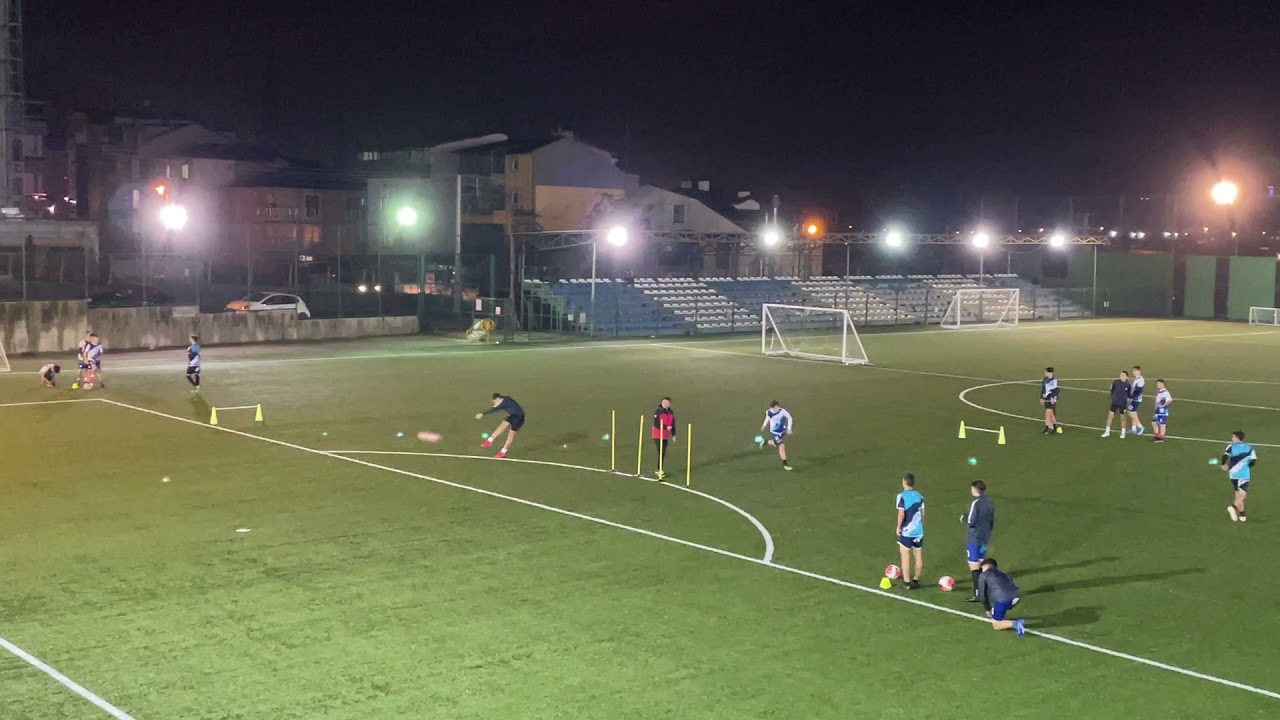 Futbolda şut antrenmanı