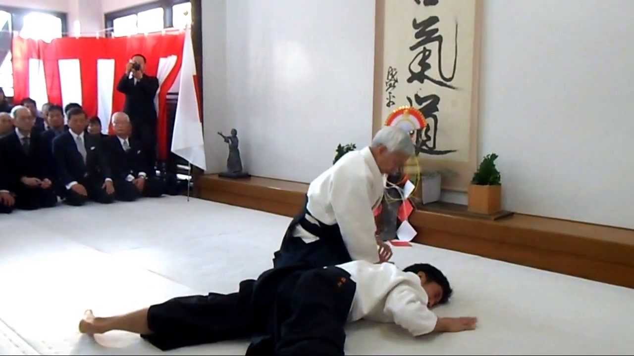 Aikido Doshu Ueshiba Moriteru ・ 奉納演武